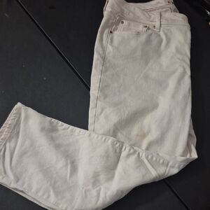 Women's Cropped Jeans in Cream